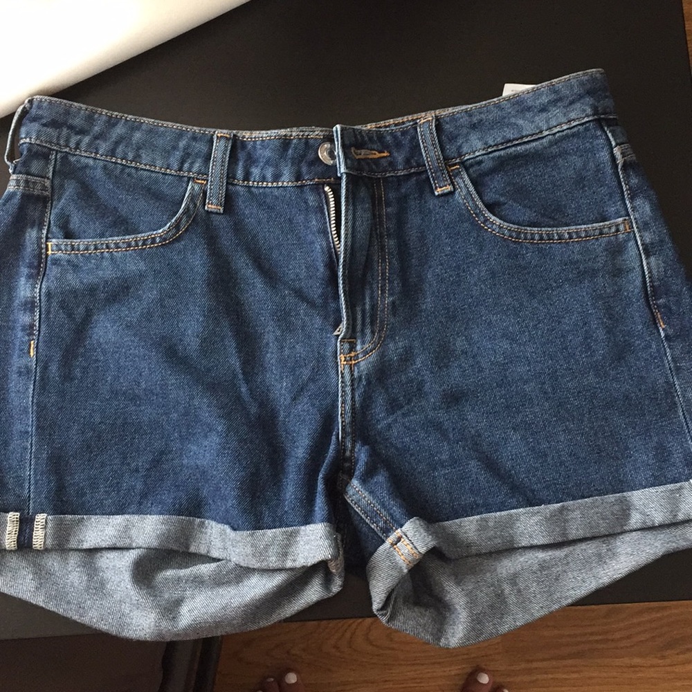 Jean Shorts - Picture 1 of 3